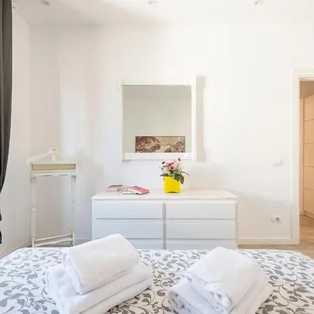 Dome House, Appartamento