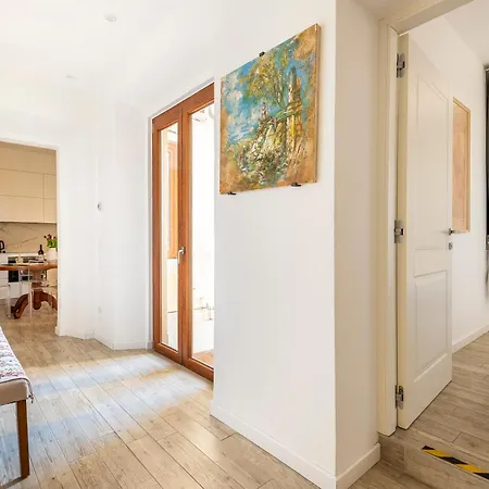 Dome House, Appartamento